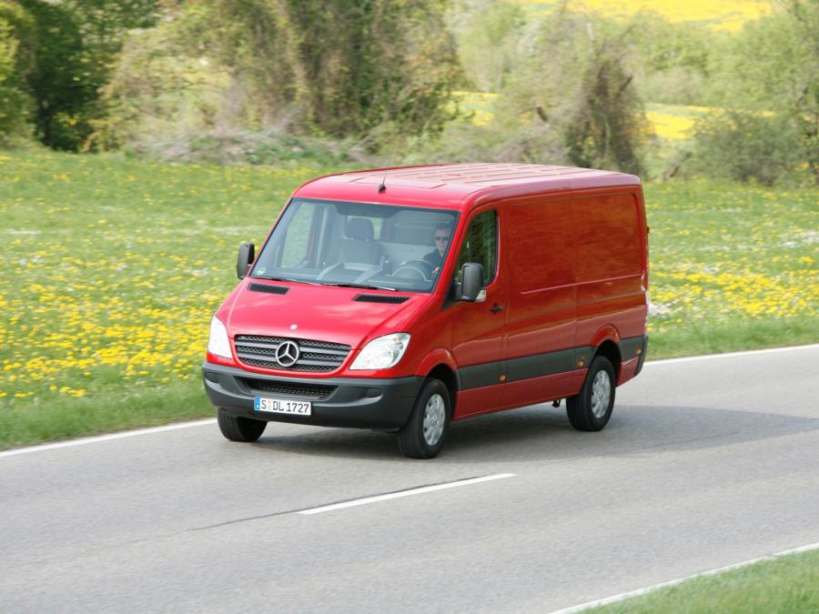  Mercedes-Benz Sprinter Van 2006 года  (фото 7 из 8)